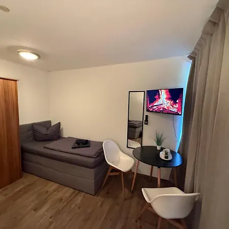 Homestay Nr 1 Gemuetliches & Helles Doppelzimmer In