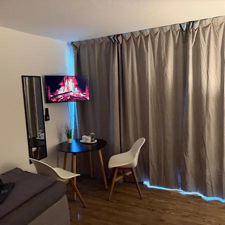 Nr 1 Gemuetliches & Helles Doppelzimmer In Kleef