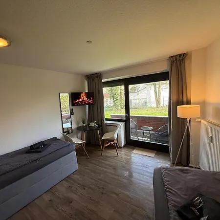 Nr 1 Gemuetliches & Helles Doppelzimmer In Homestay *
